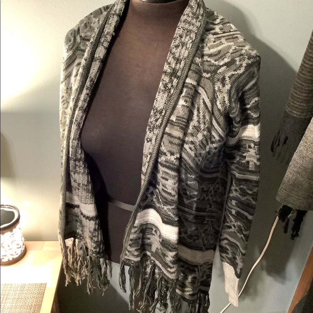 Belle Du Jour Cozy Sweater/Shaw